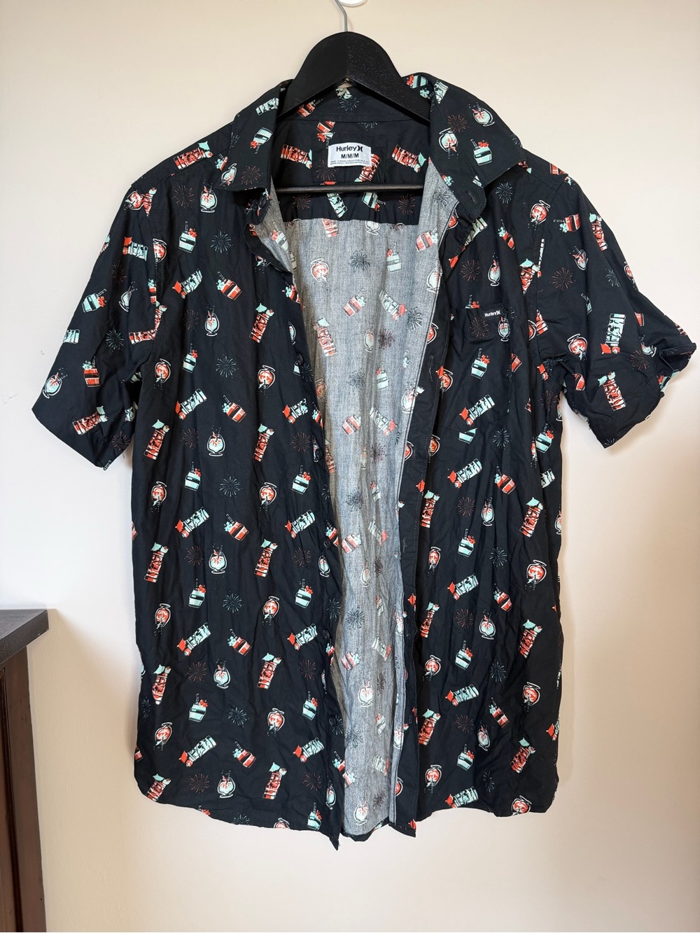 Hurley Black Short-Sleeve Printed Button-Up Shirt